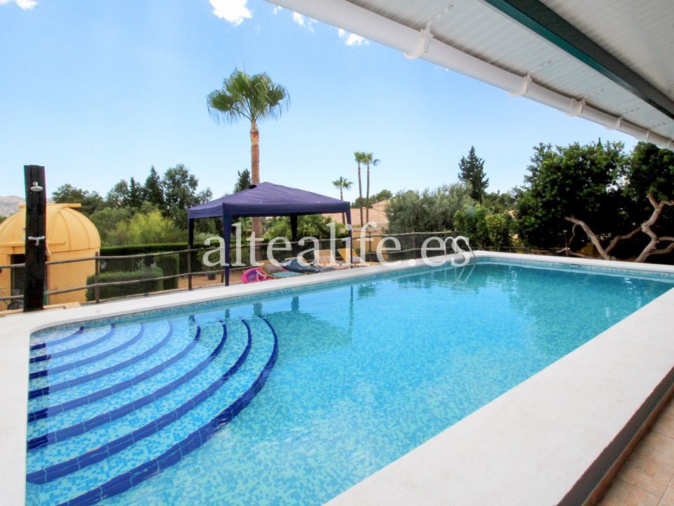 Villa i La Nucia, Alicante - foto 1